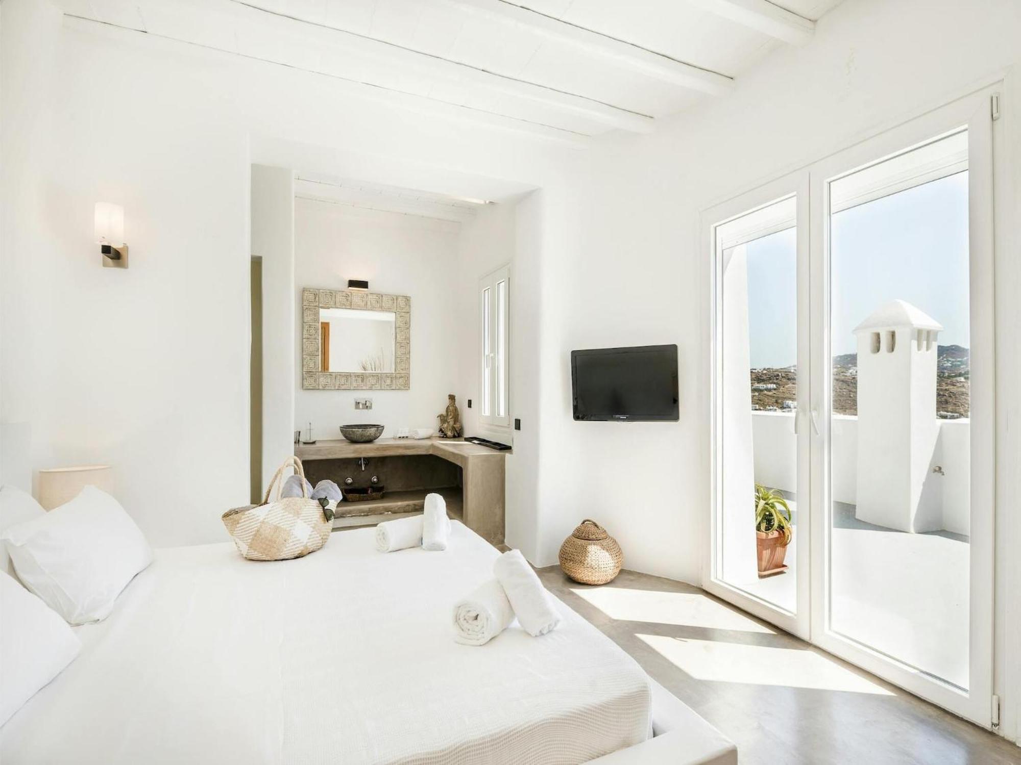 Villa Unique Cycladic With Pool *