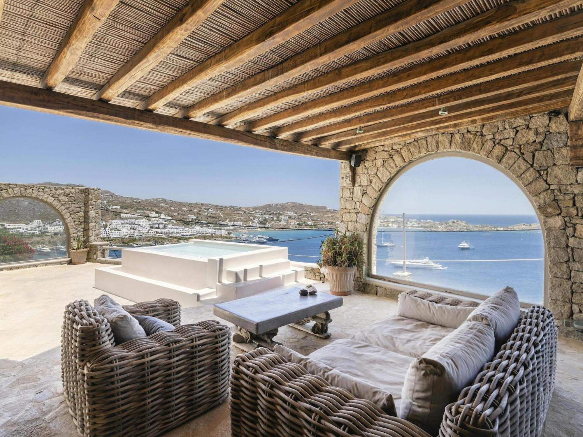 Villa Unique Cycladic With Pool